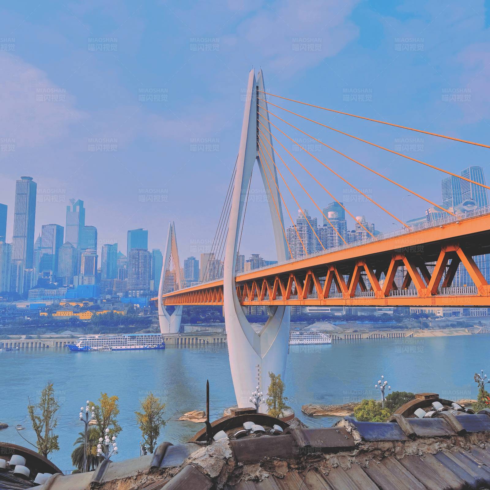 重慶東水門大橋