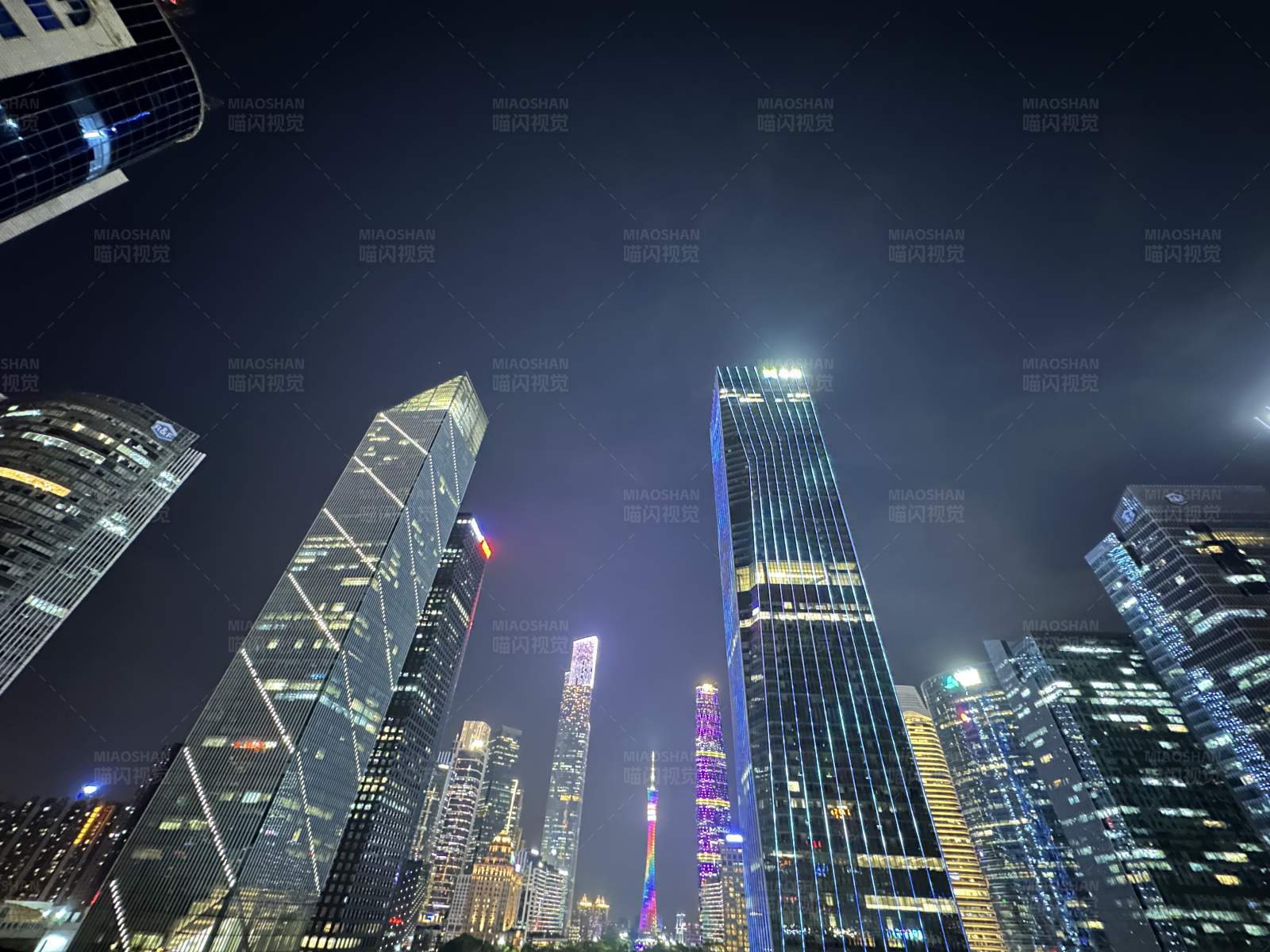 廣州夜幕下的城市天際線
