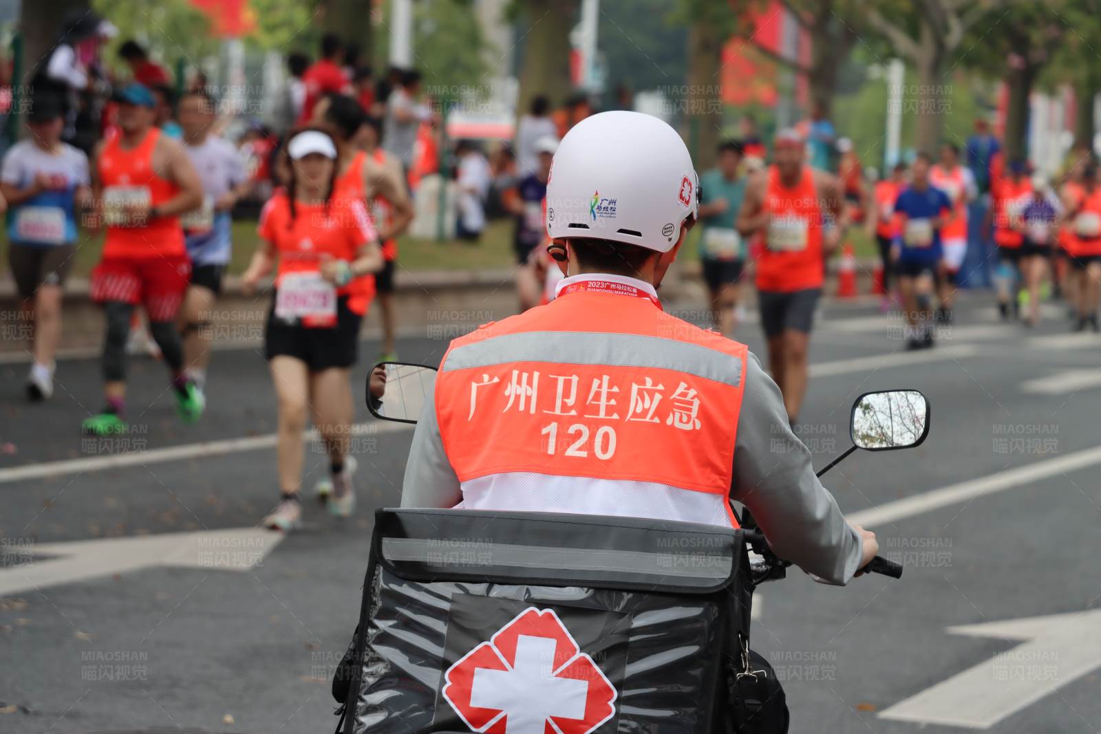 馬拉松比賽中的醫療保障