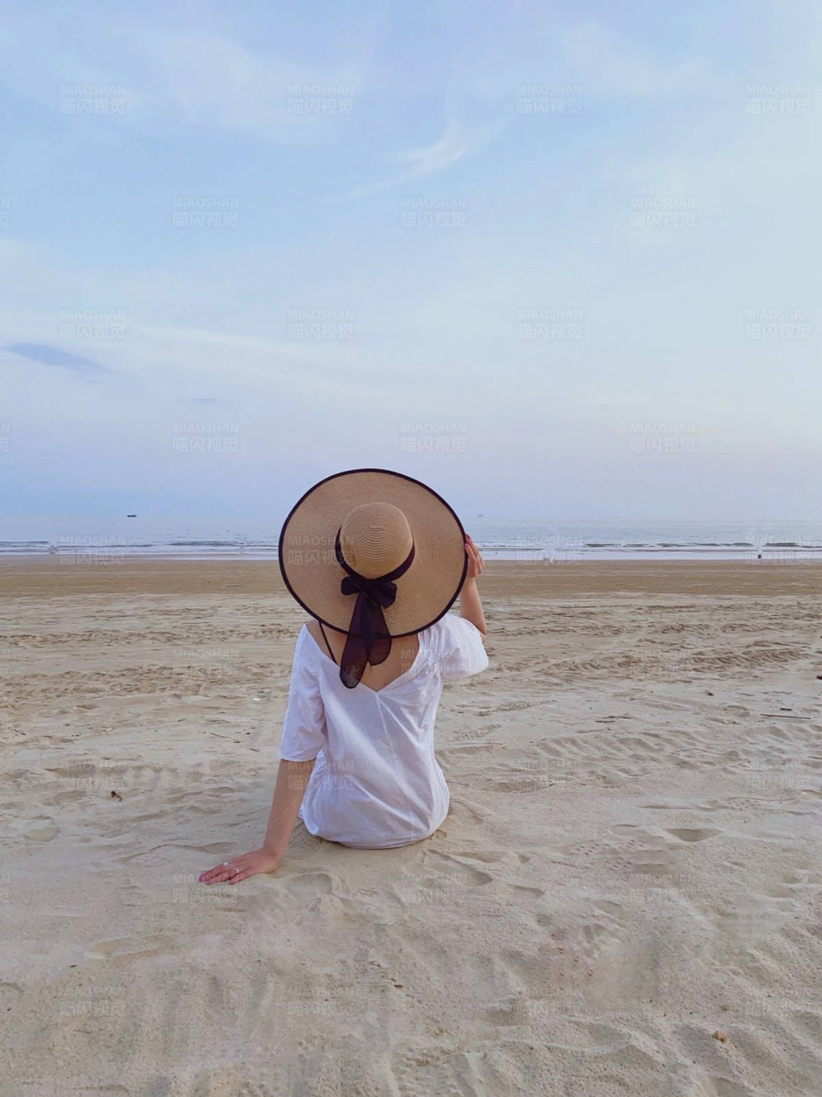 海灘上的寧靜時光