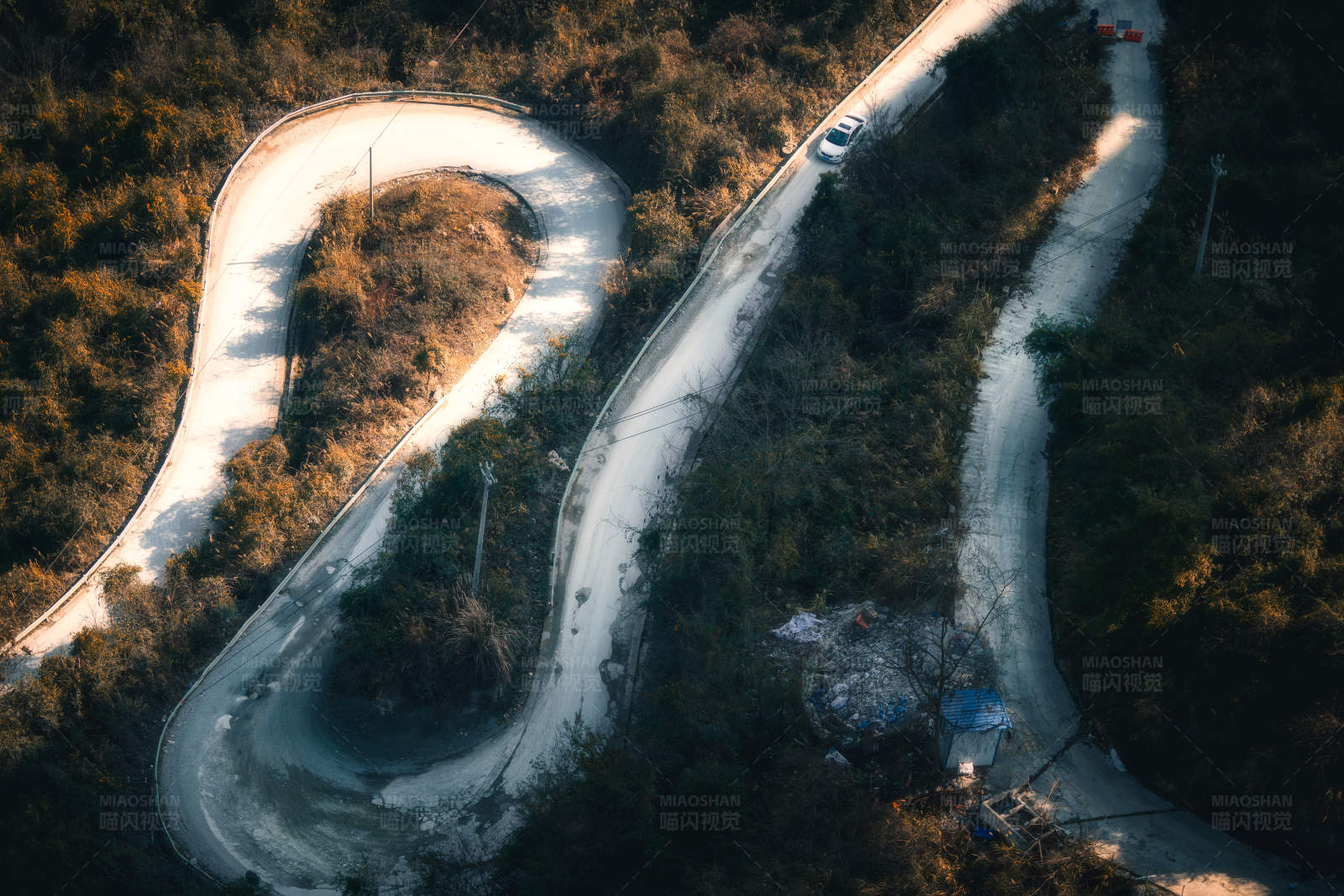 山路彎道