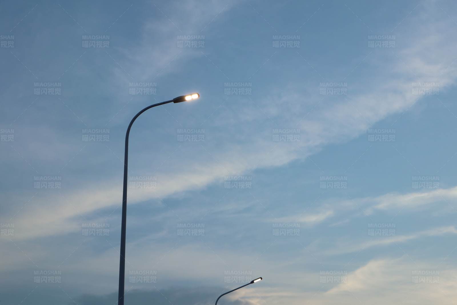 路燈與天空