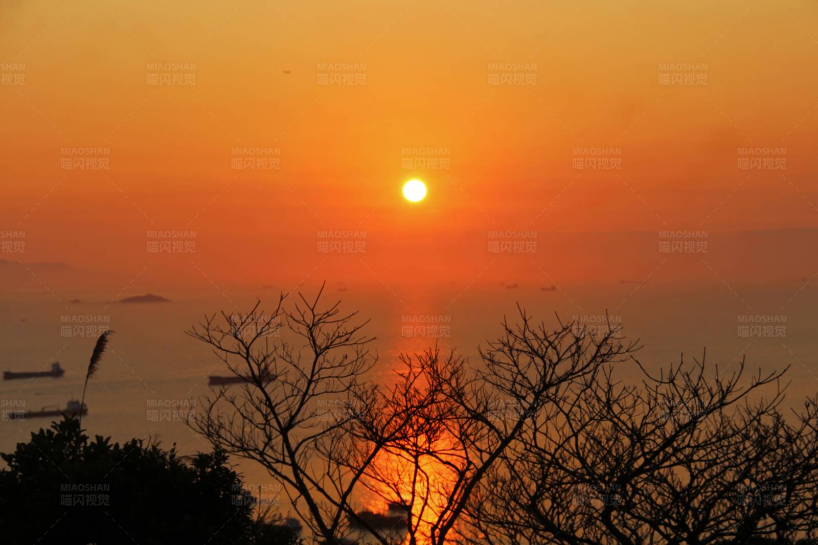 海上夕阳