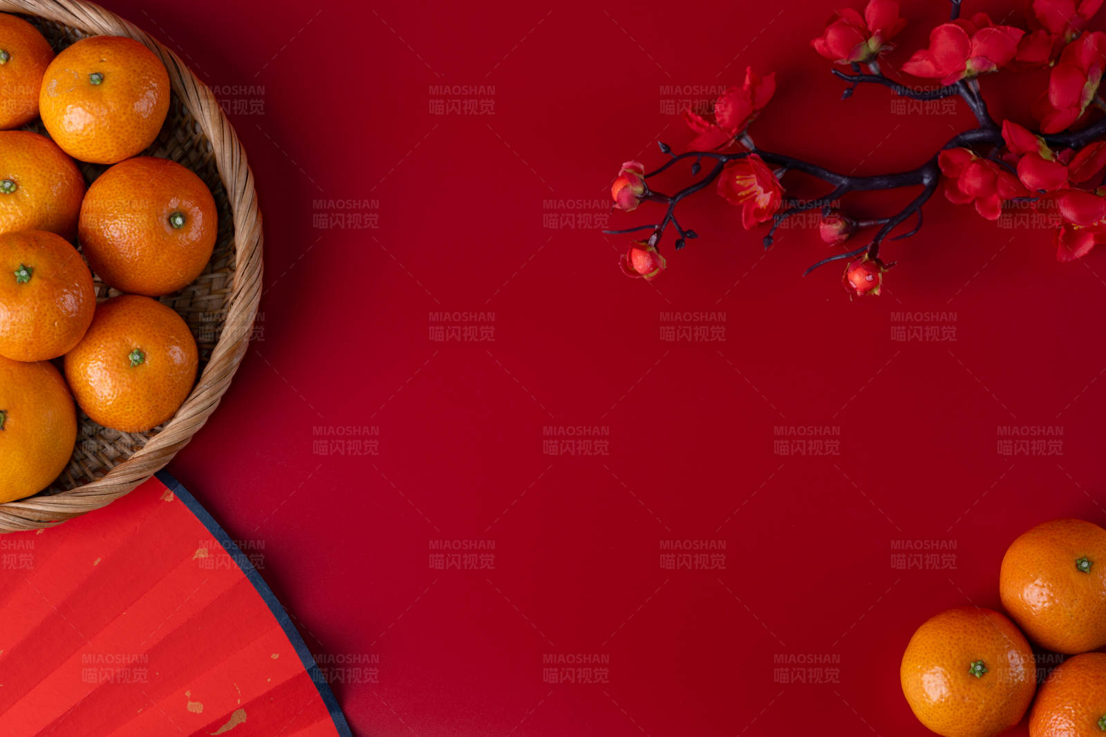 春節橙子與紅梅布置