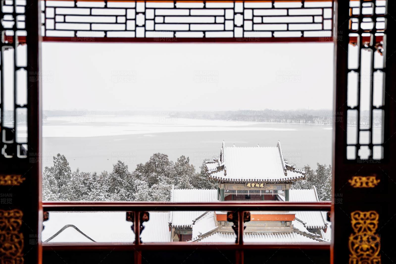 北京颐和园画中游与昆明湖