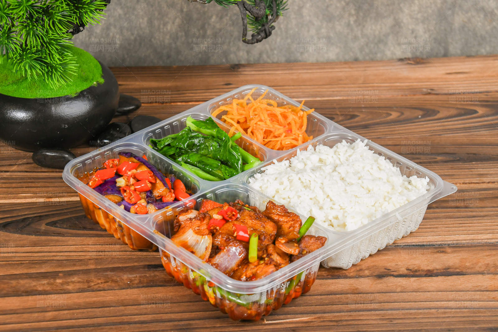 中式快餐便當(dāng)盒飯