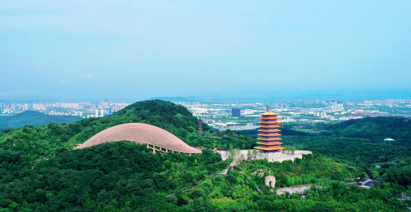 航拍南京牛首山地宫和牛首塔