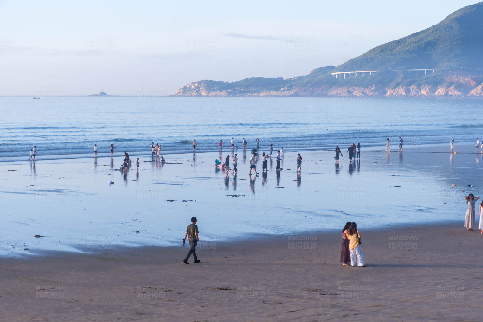 海灘上的游客