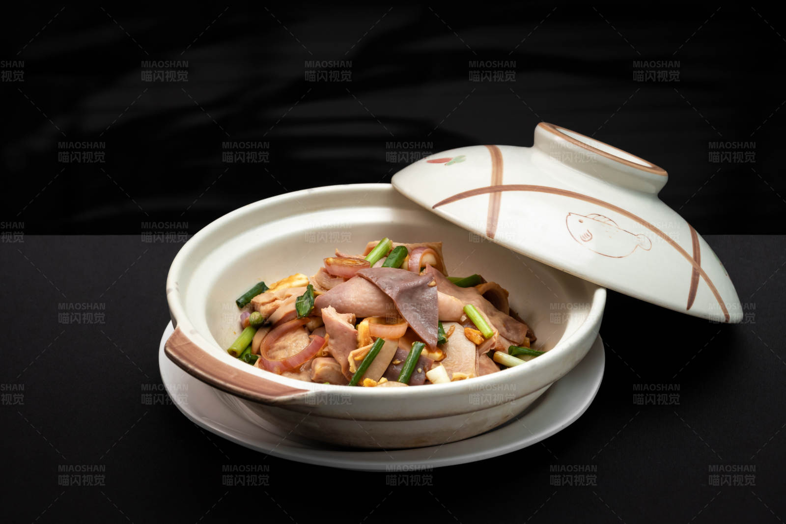 砂鍋燉肉