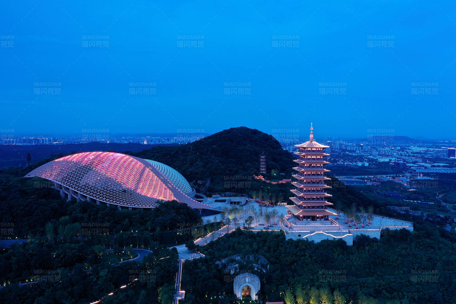 南京牛首山夜景航拍