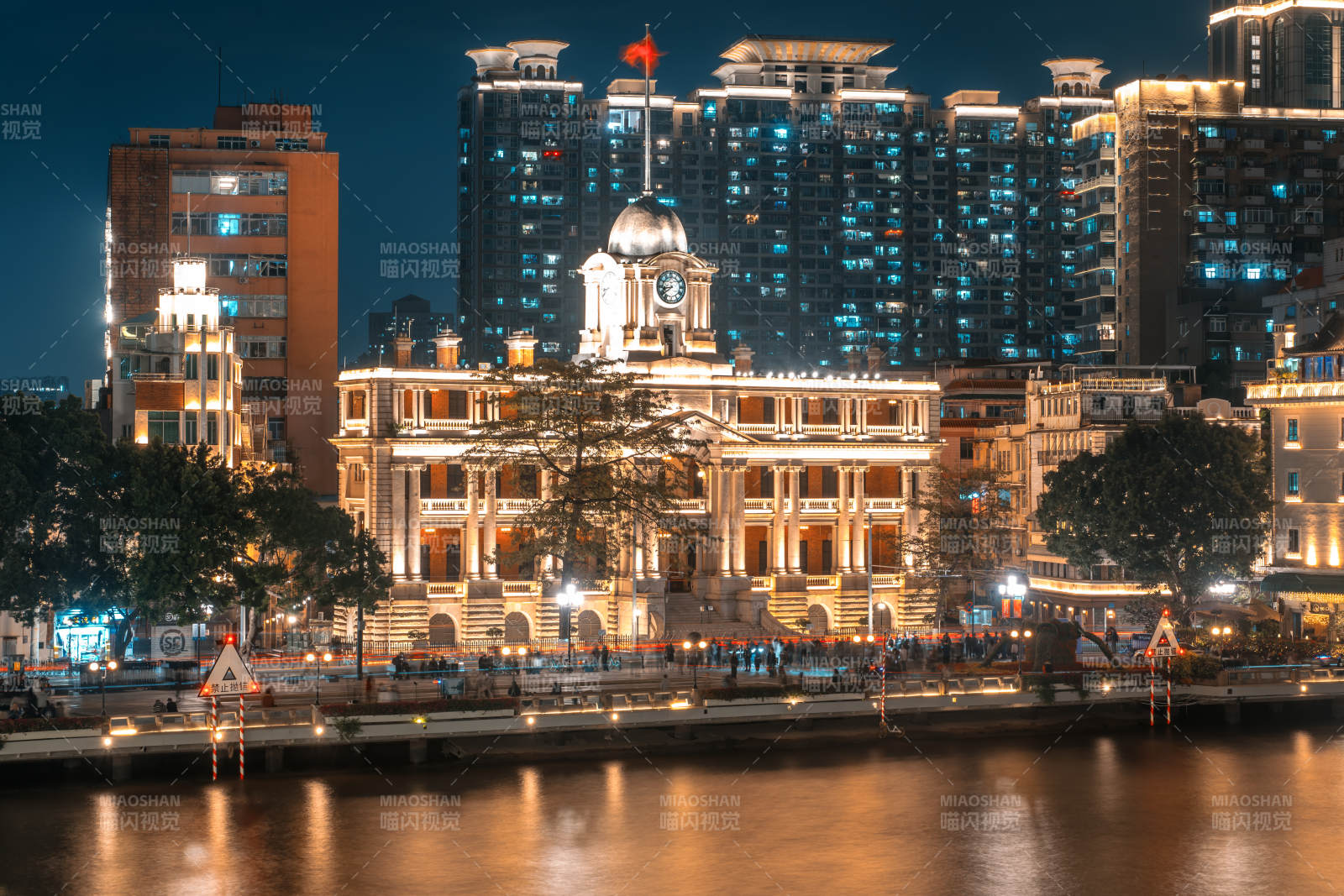中國廣州粵海關舊址夜景