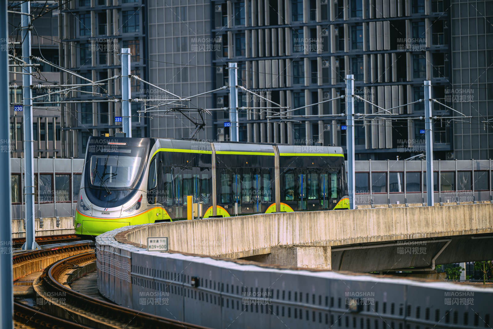 城市輕軌列車