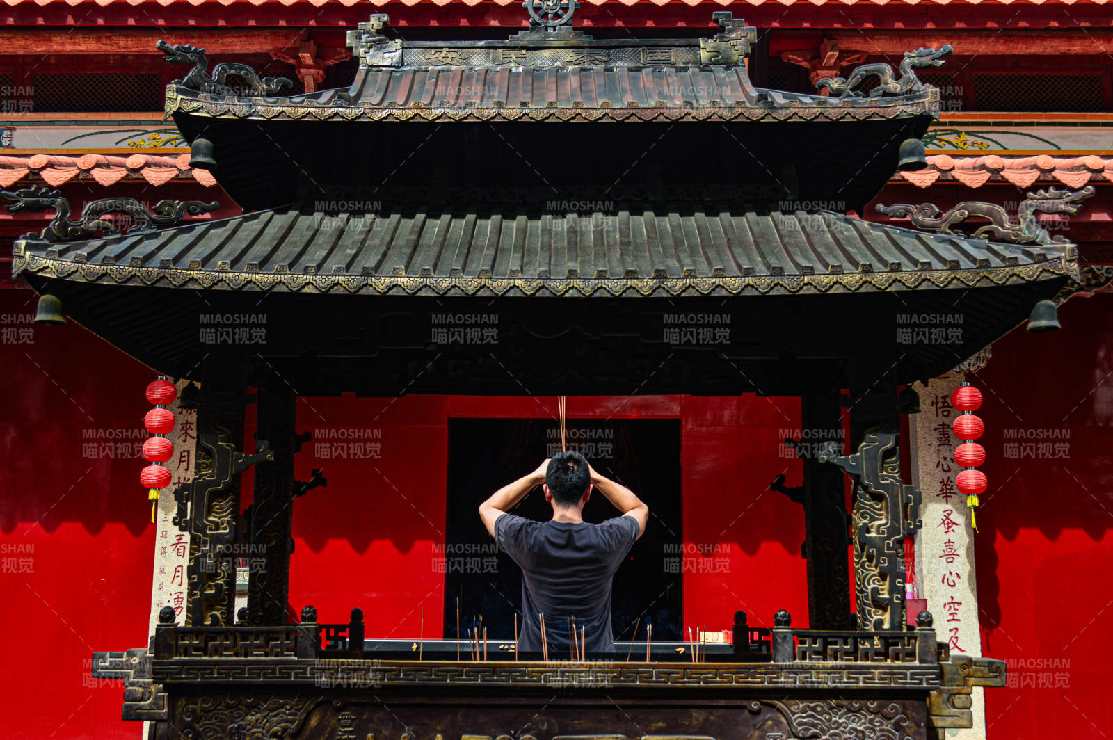 寺廟祈禱