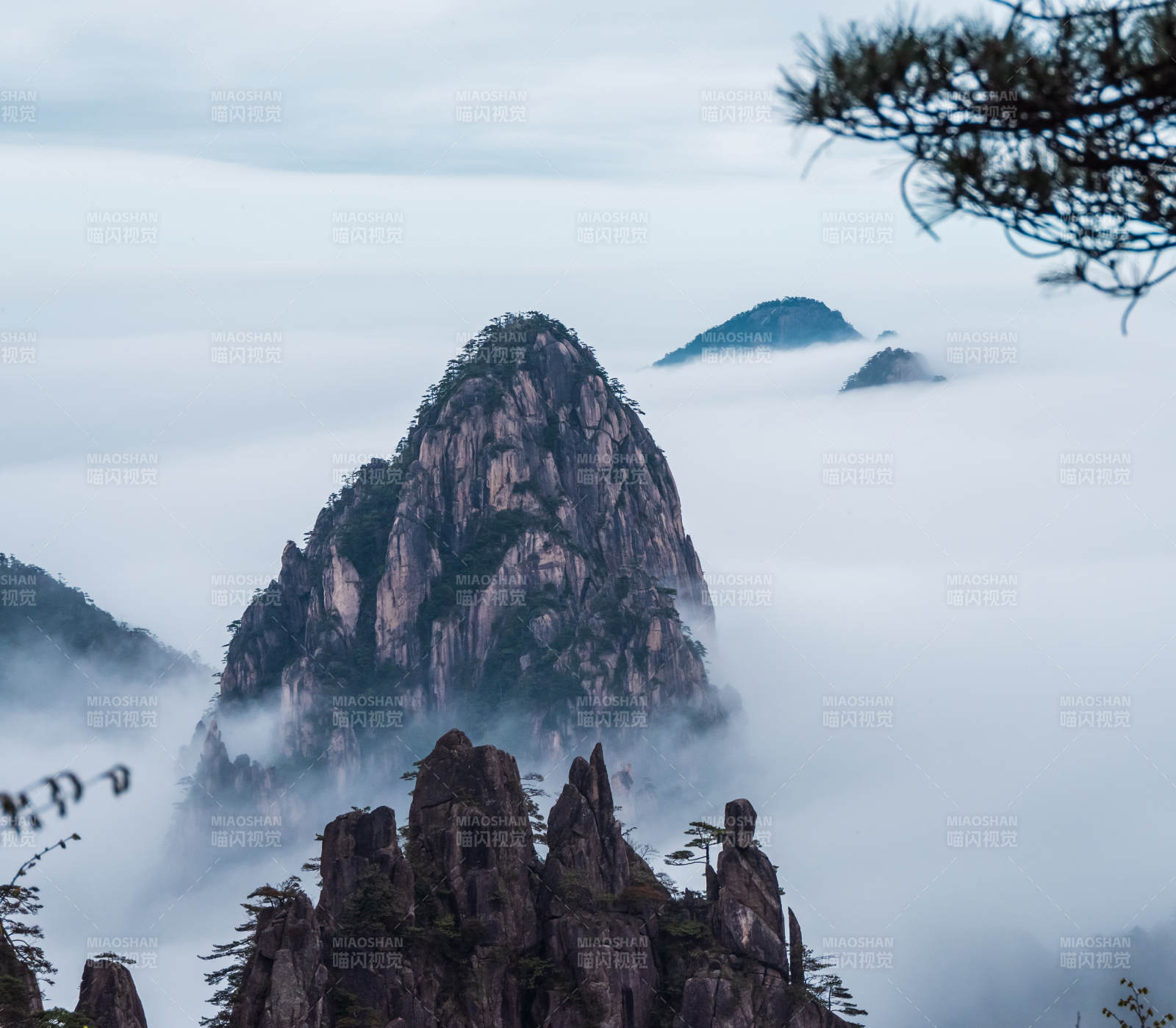 云海奇峰