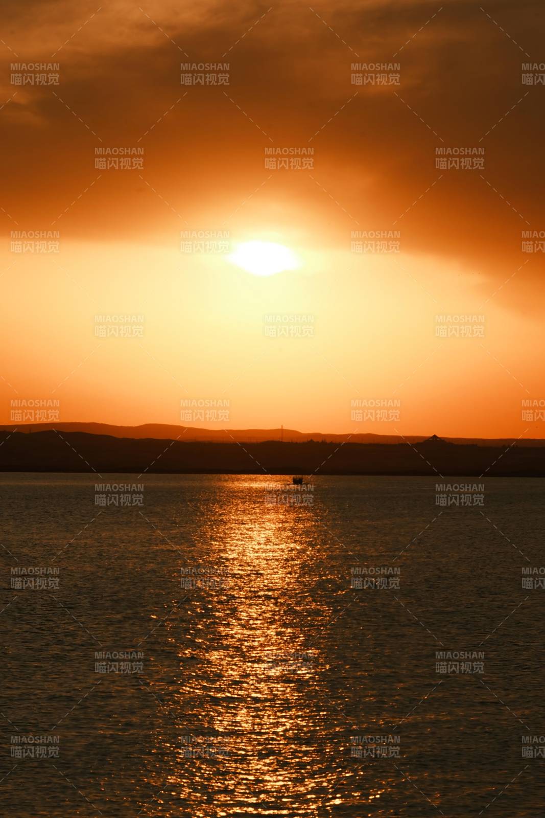 海上夕陽