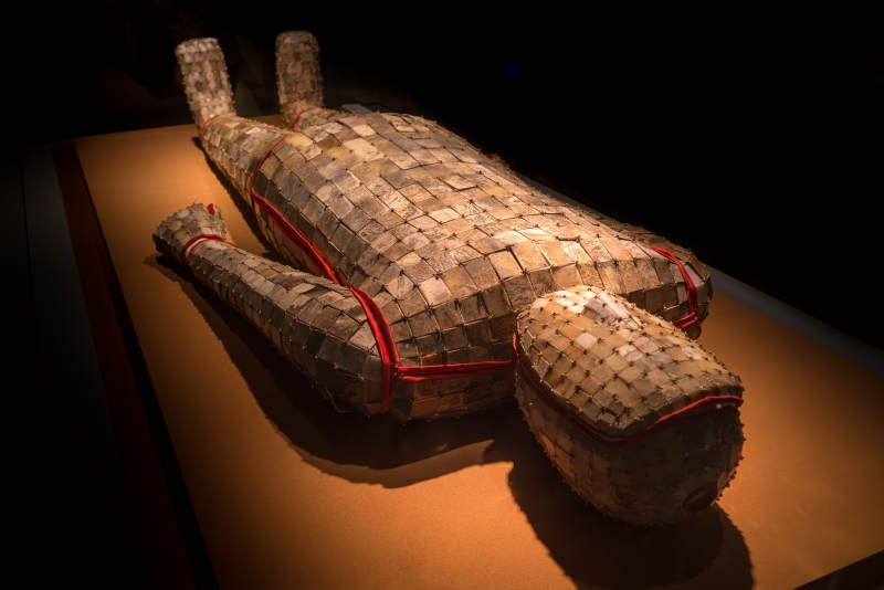 古代金縷玉衣展示