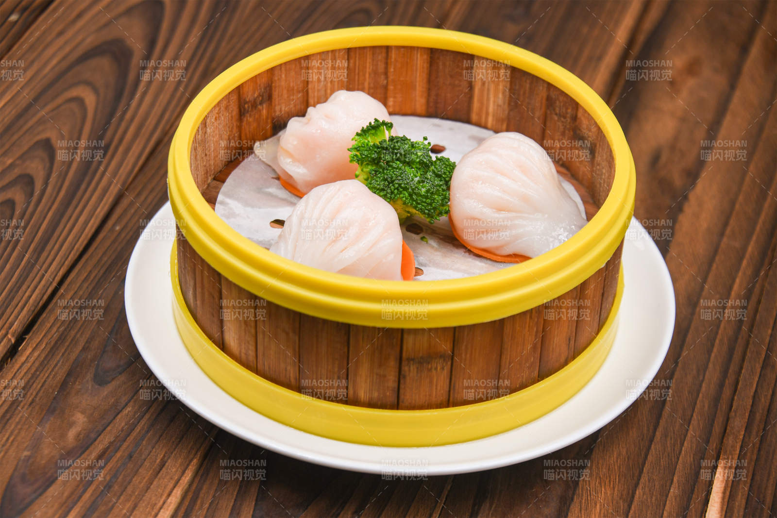 蒸籠里的美味點(diǎn)心