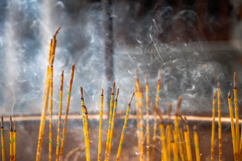 香火繚繞