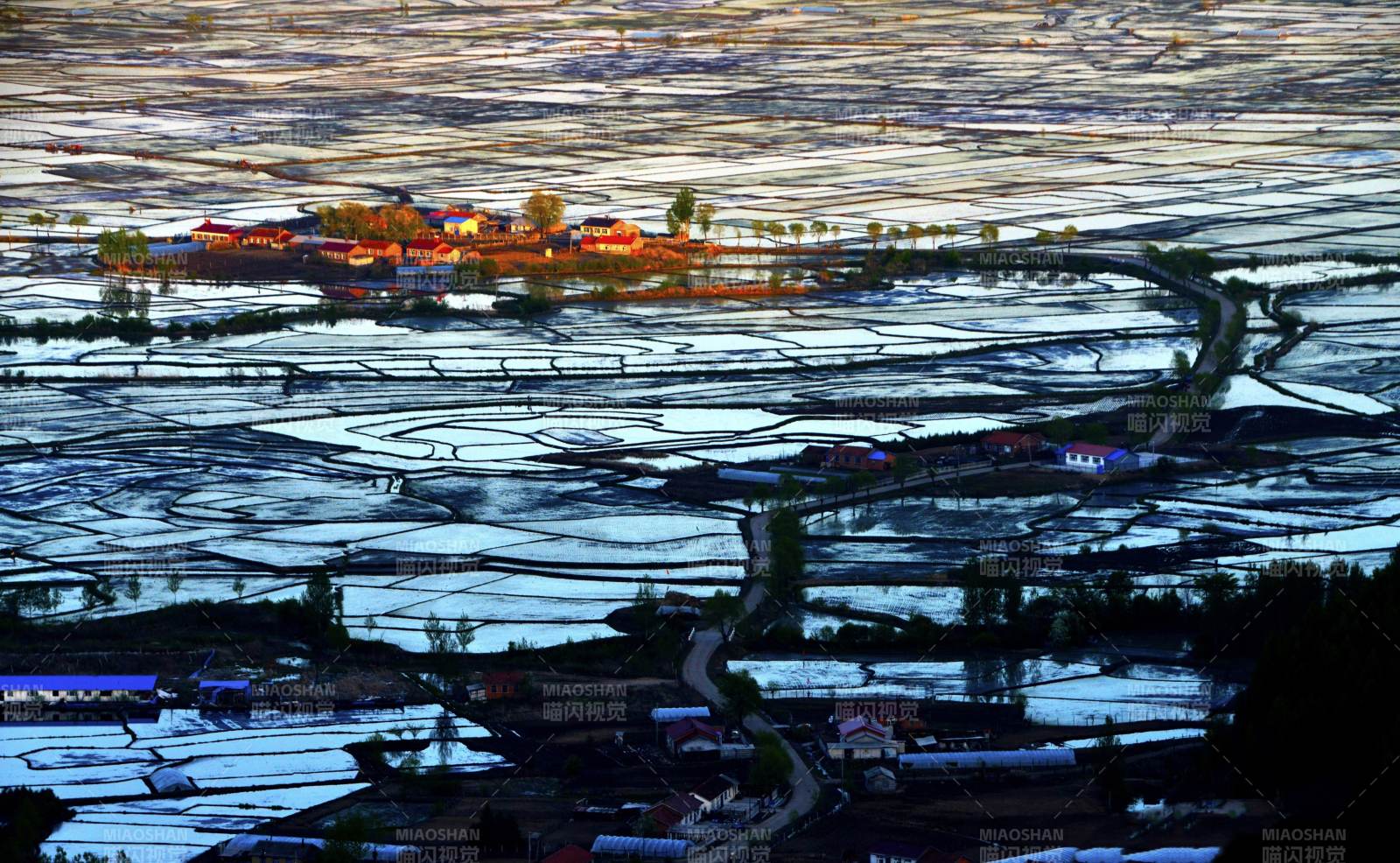 水鄉(xiāng)夜景