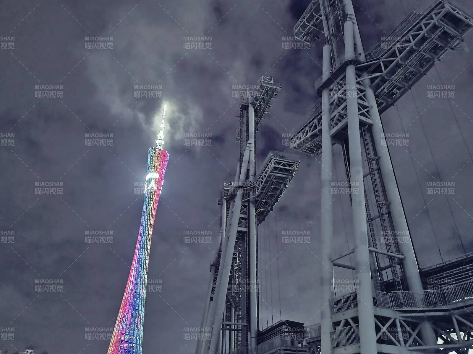 夜色中的廣州塔