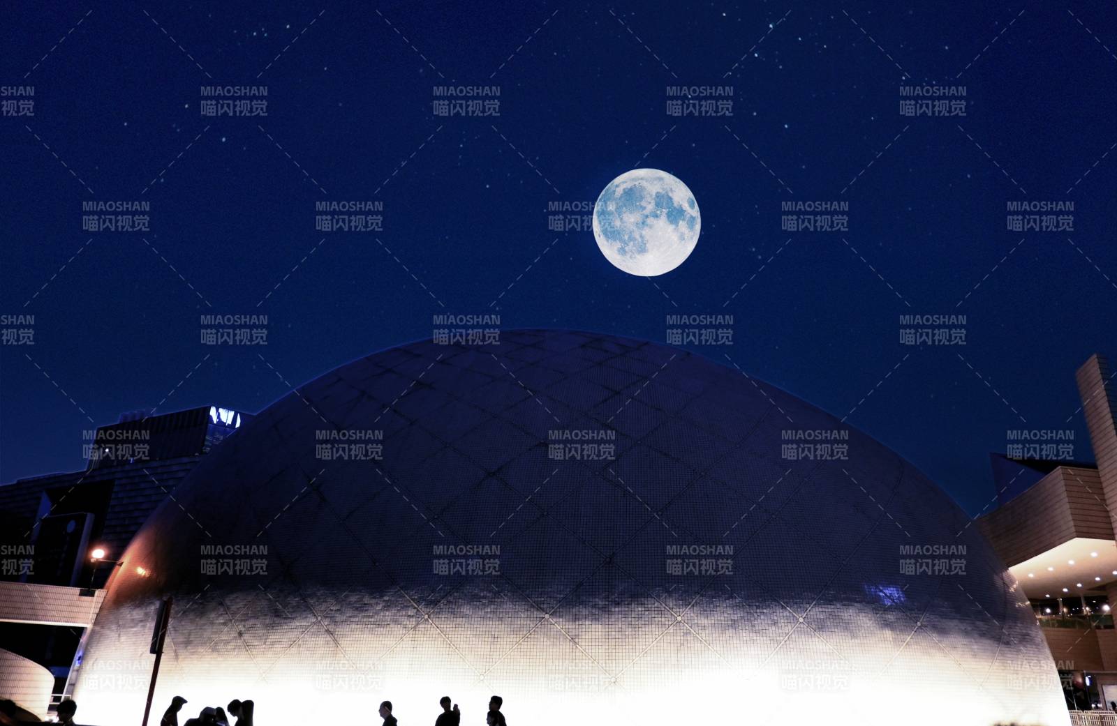 月夜穹頂