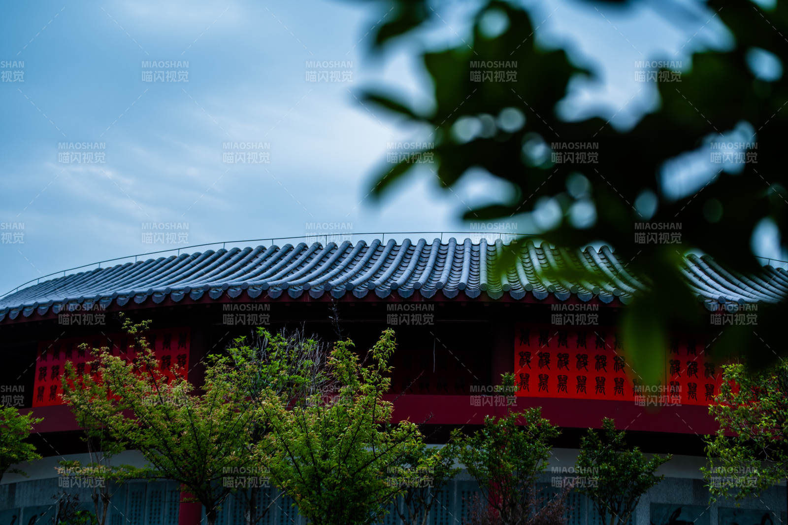 古寺紅窗綠樹映—大冶尹家湖