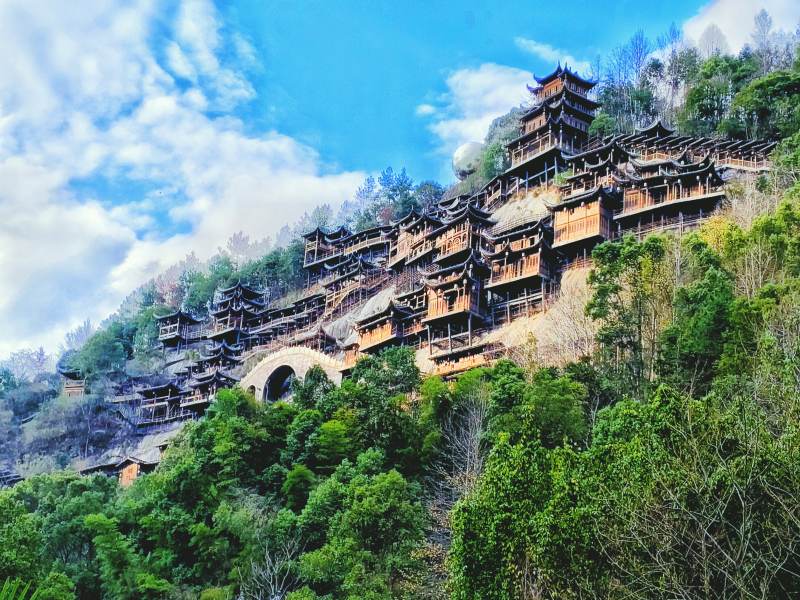 山间古建筑群