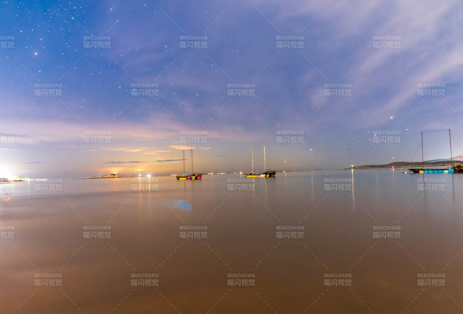 福州平潭星空下的寧靜海港