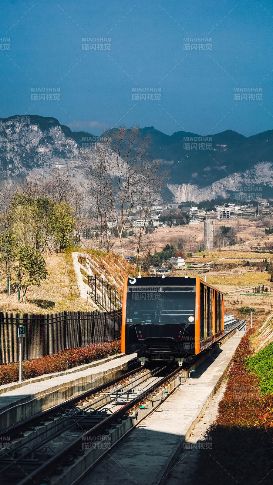 恩施大峽谷小火車