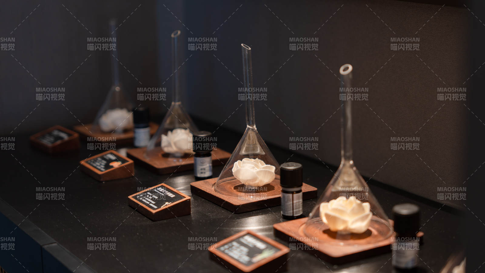 實驗室里的香氛展示