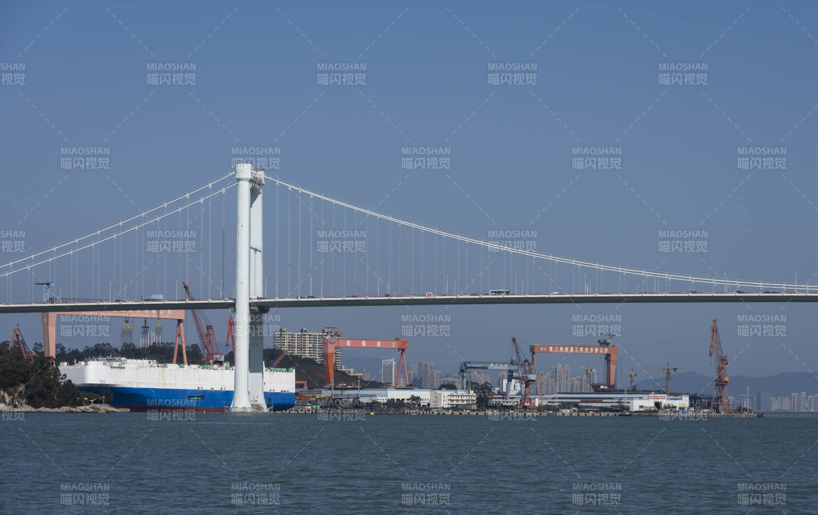 海滄大橋與船廠