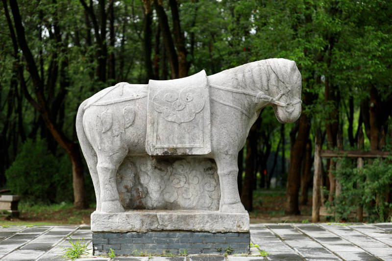 明代石刻石馬