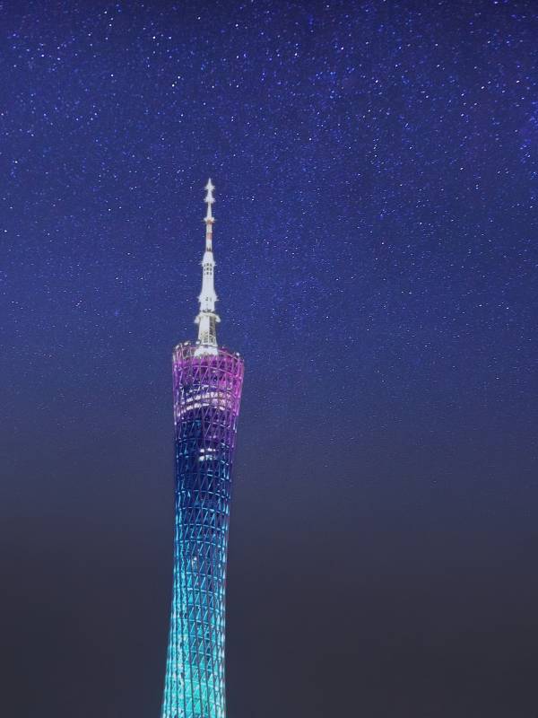 星夜下的廣州塔