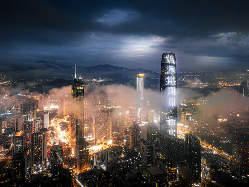 夜幕下的城市燈火輝煌