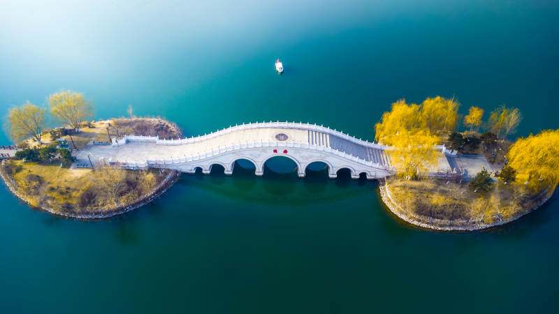 湖心橋秋景如畫-昆明池鵲橋
