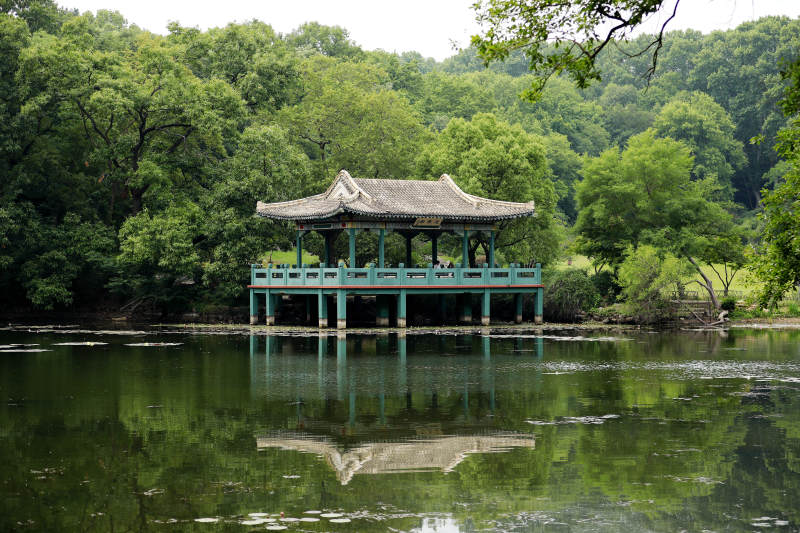中山陵流徽榭