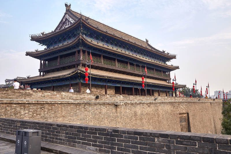 古城墻上的傳統建筑