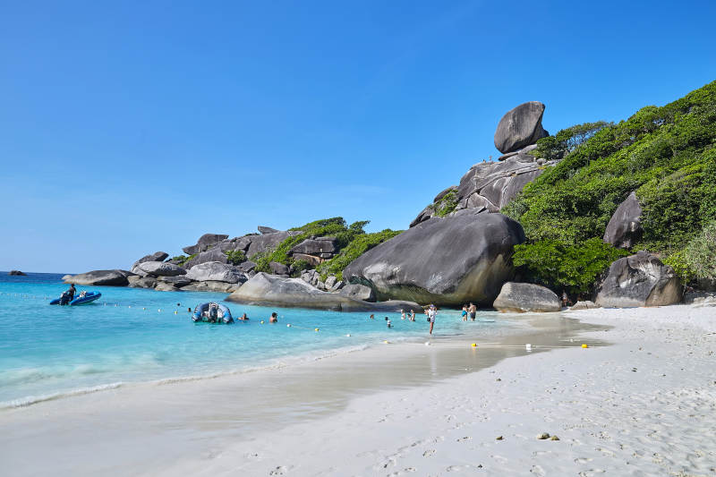 泰國斯米蘭島熱帶海灘與巨石風(fēng)光