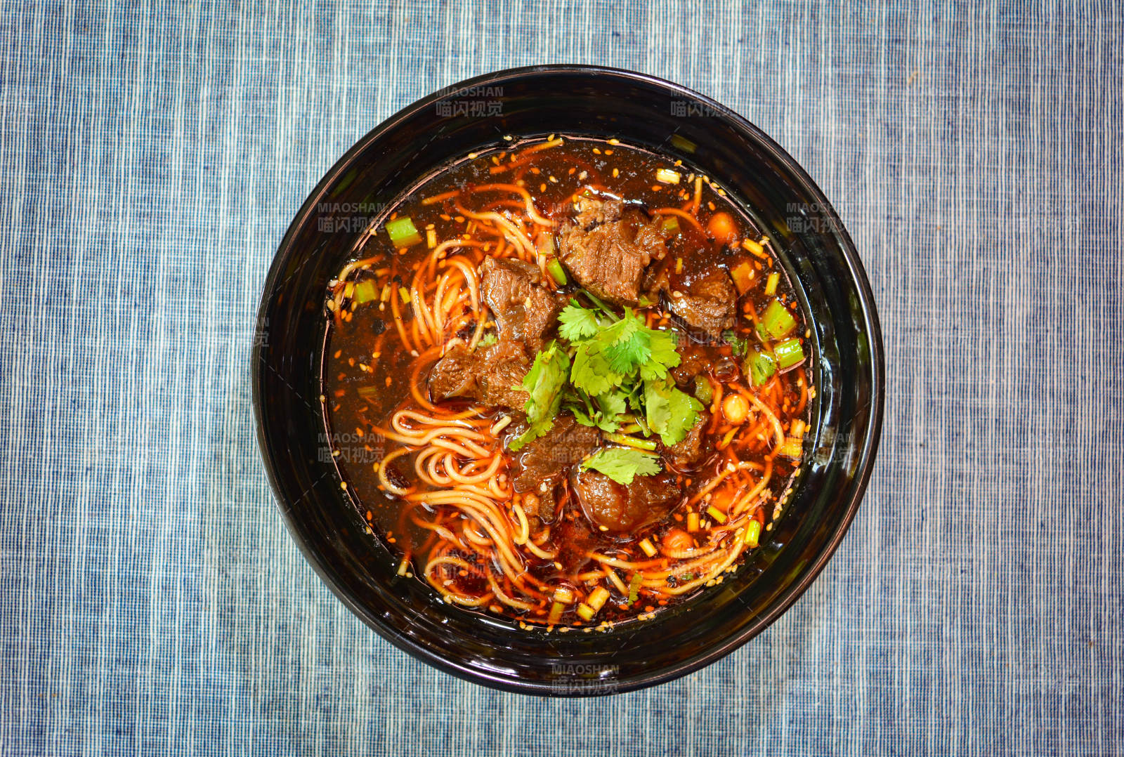 麻辣牛肉面