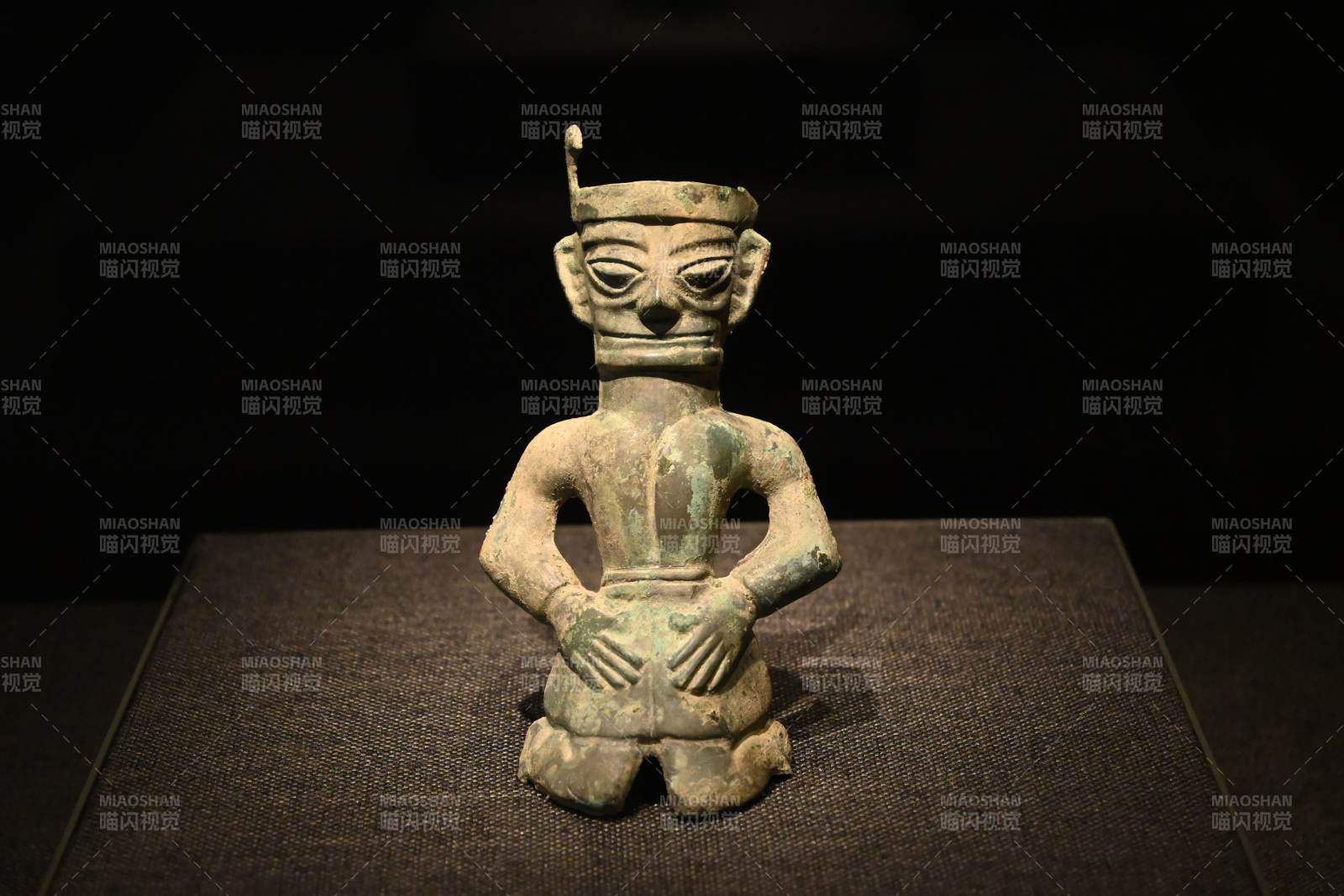 古代青銅雕像特寫