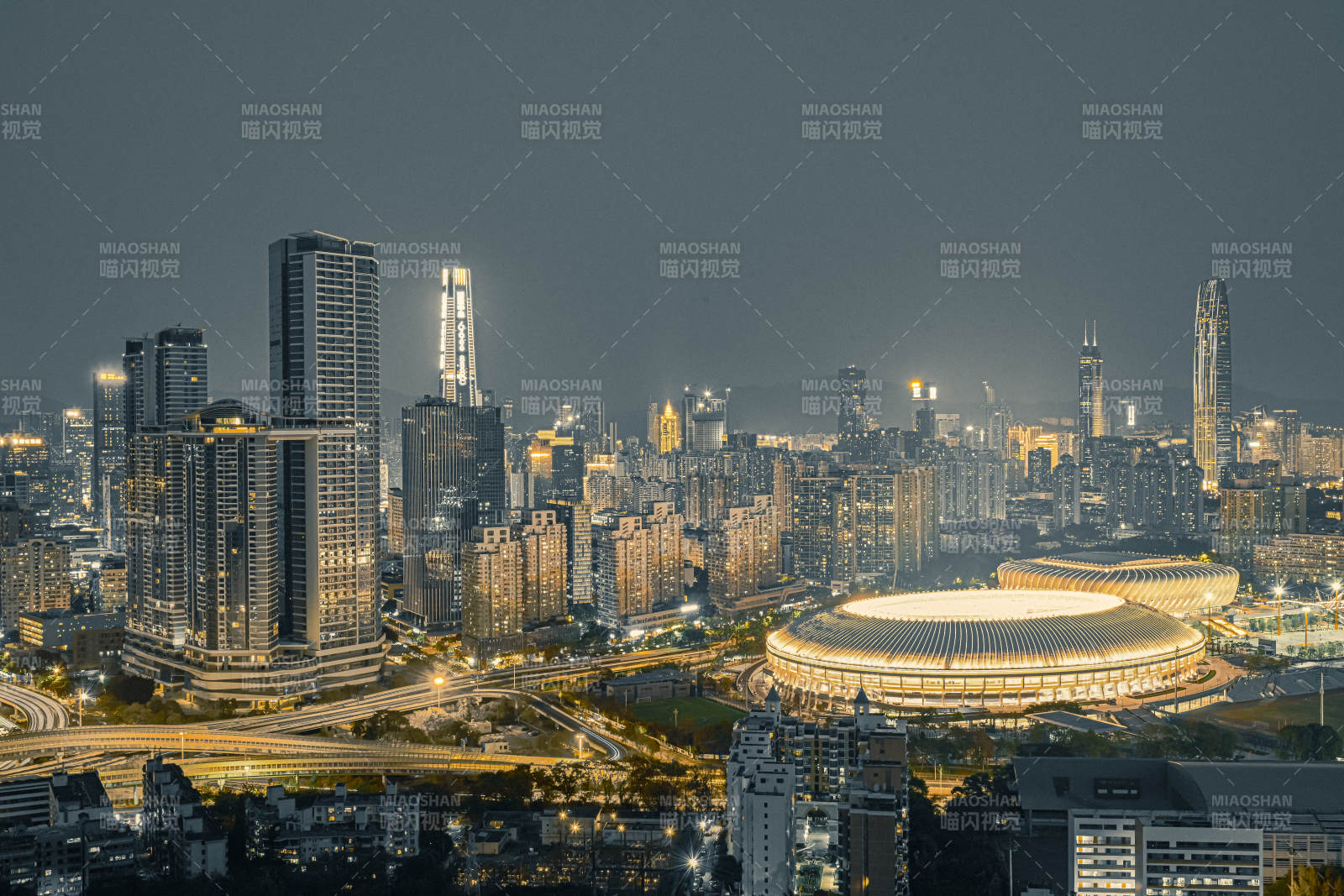 深圳城市夜景與體育場
