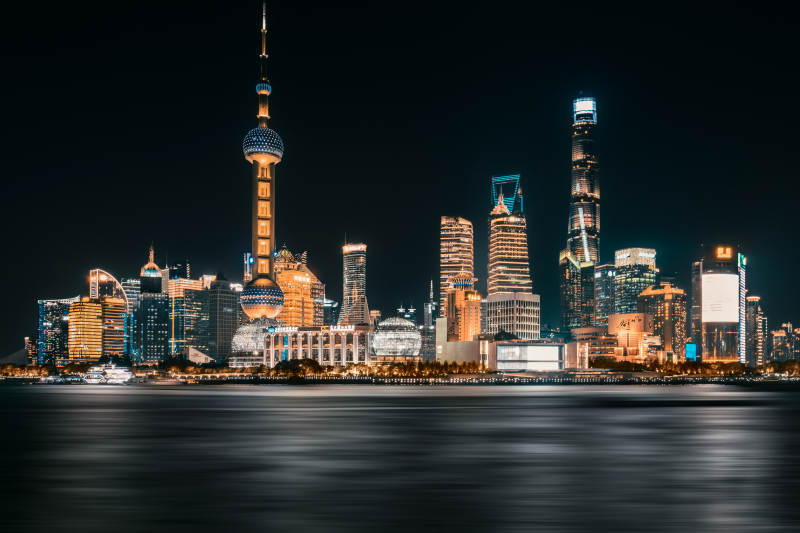 上海夜景 東方明珠與高樓群