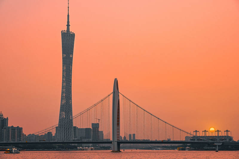 广州塔与猎德大桥日落景