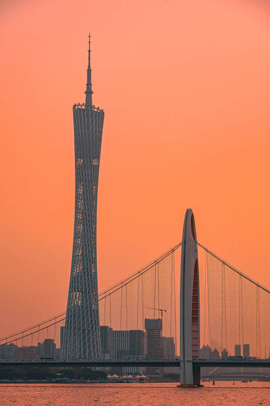 广州塔与猎德大桥夕照