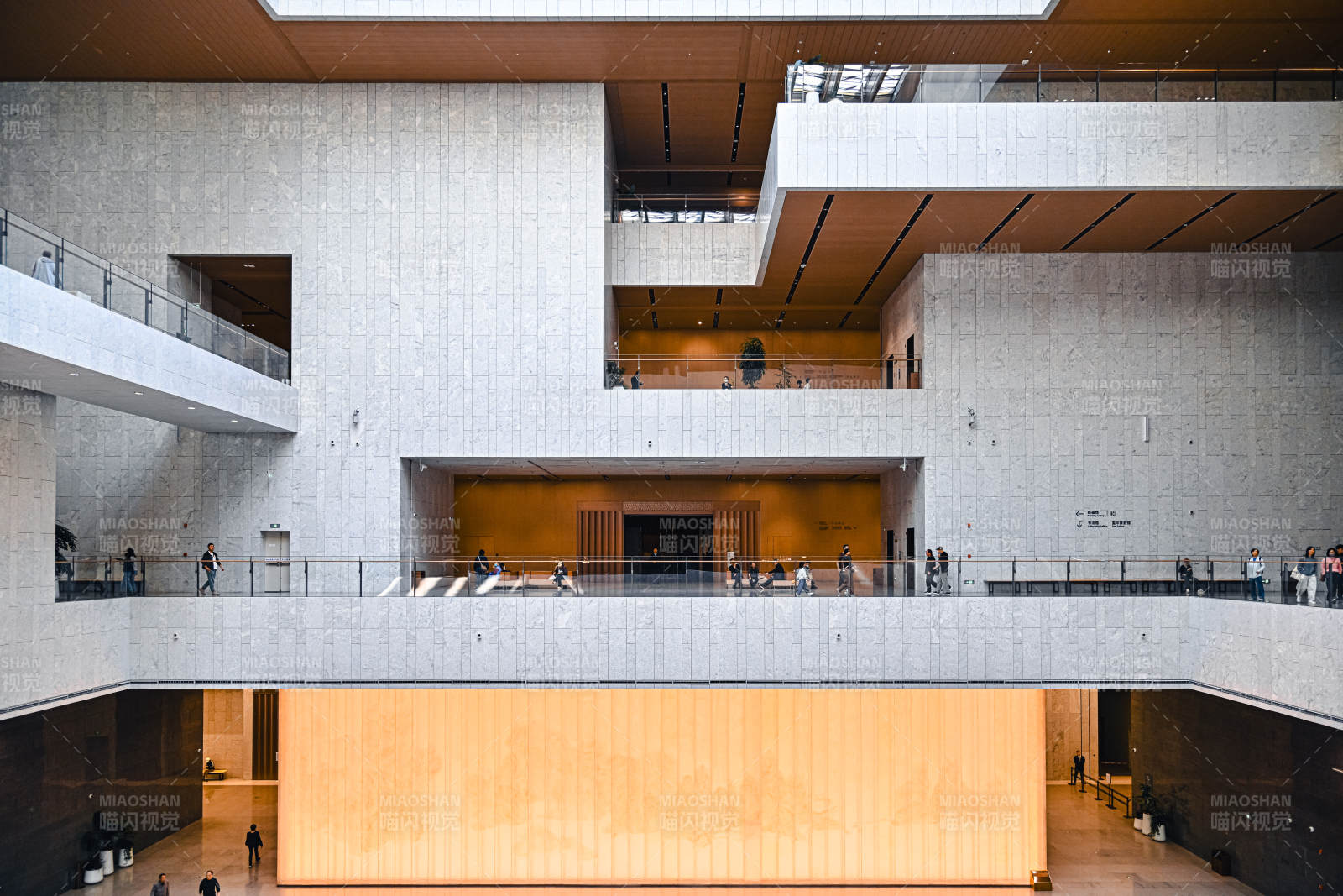 上海博物館東館現(xiàn)代建筑內(nèi)部空間設(shè)計