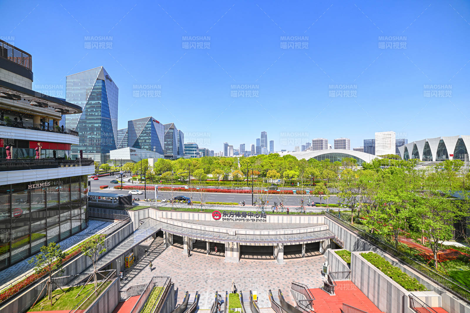城市綠洲與現(xiàn)代建筑