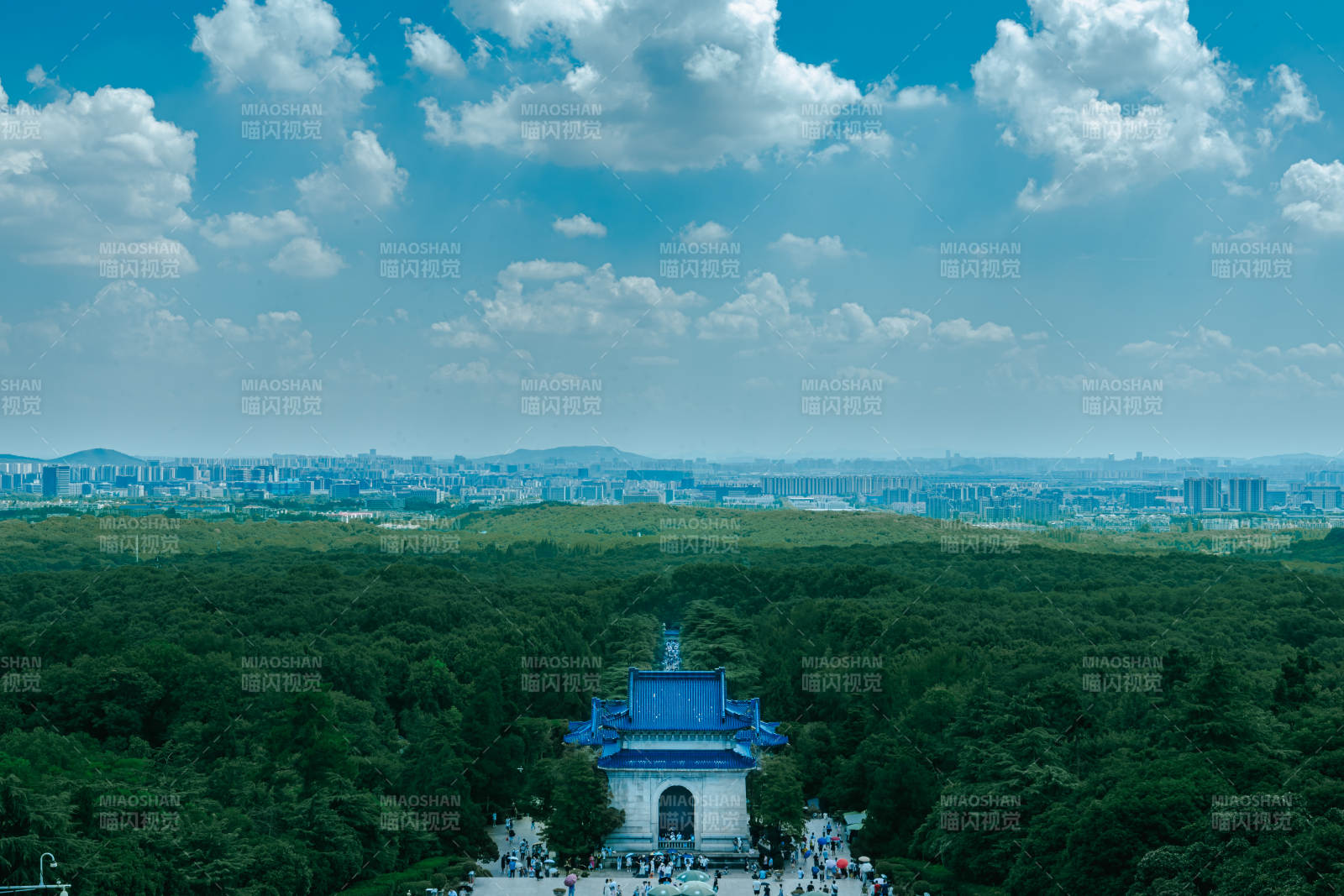 中山陵遠(yuǎn)眺圖景