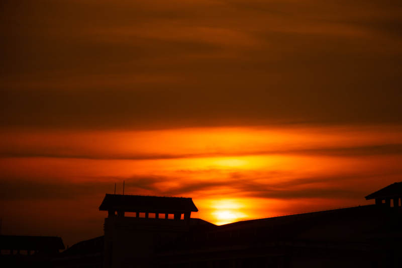 夕陽西下 建筑剪影