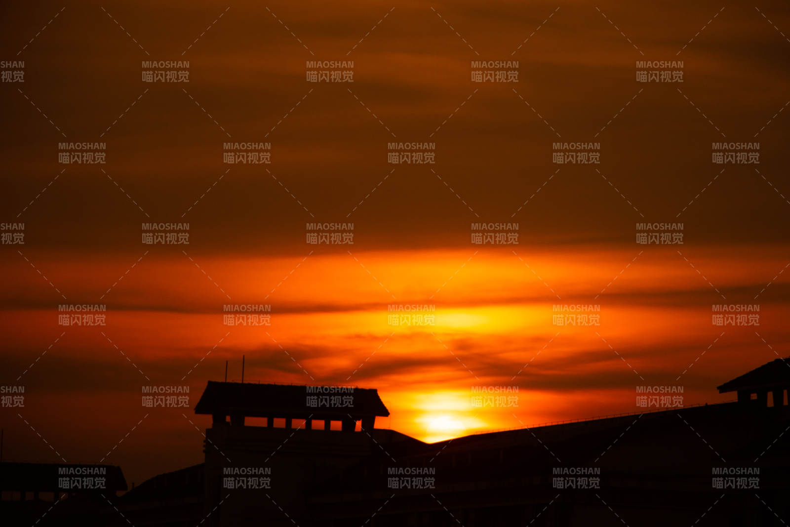 夕陽西下 建筑剪影
