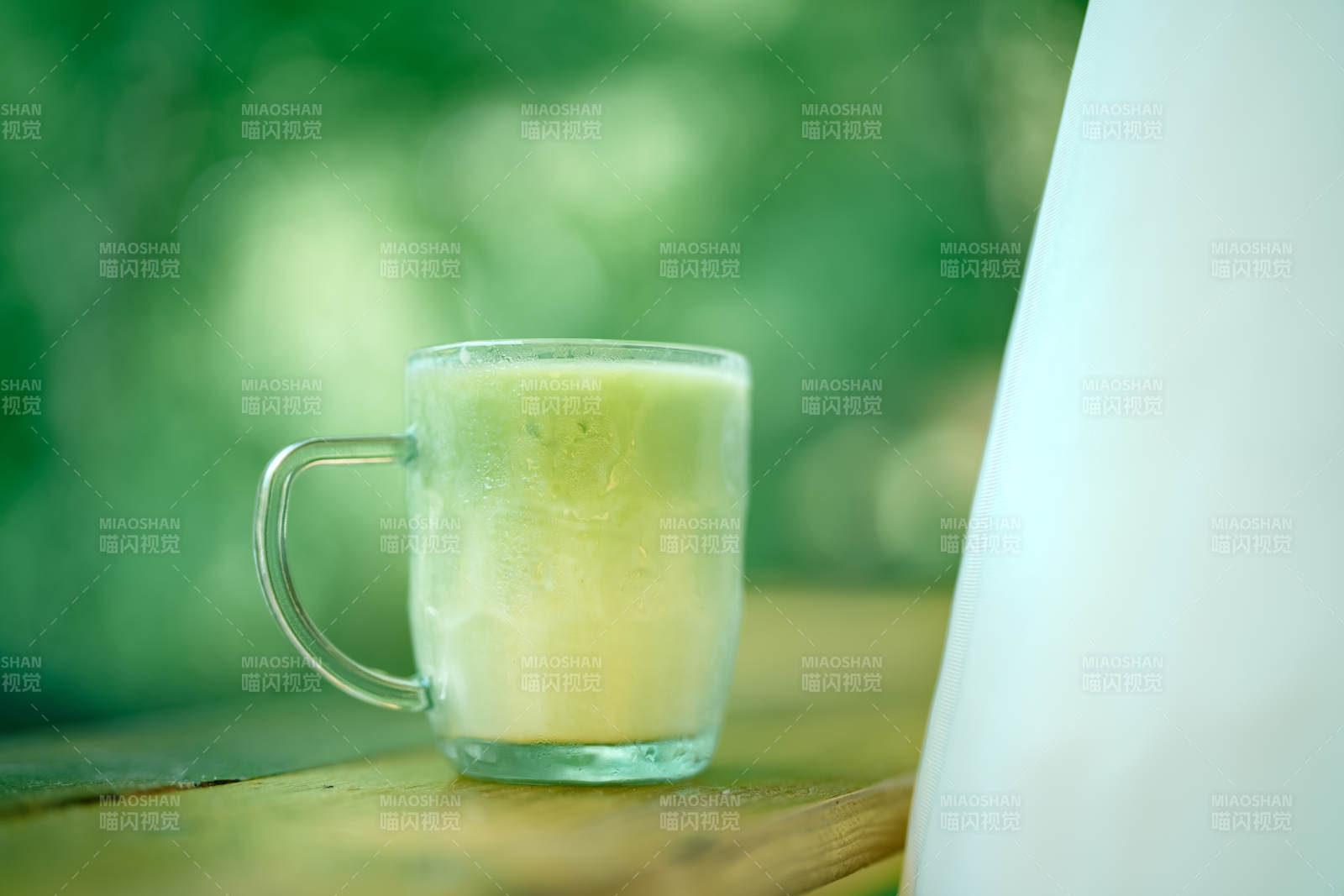 綠色飲品 清新自然